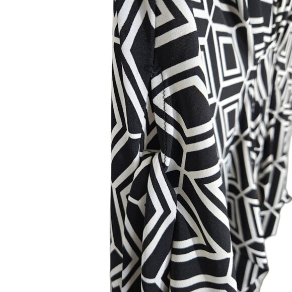 CACHE WOMEN'S Black White Geometric Wrap Waist Mini Dress Size Medium GUC - Picture 7 of 8
